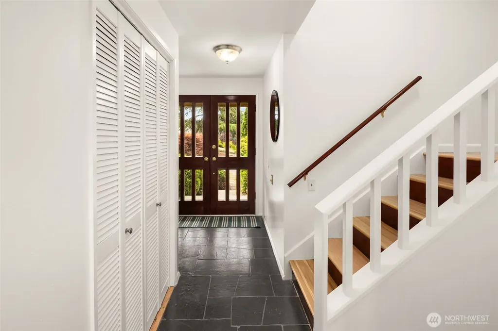 13730 SE 20th Street Bellevue WA 98005