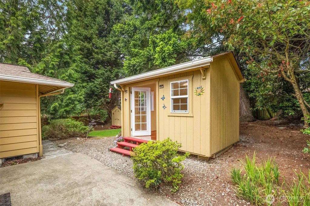 13730 SE 20th Street Bellevue WA 98005