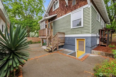 902 22nd Avenue Seattle WA 98122