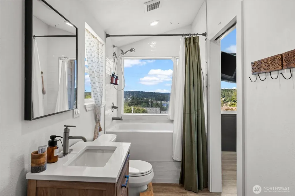 3312 Shyleen Street Gig Harbor WA 98335