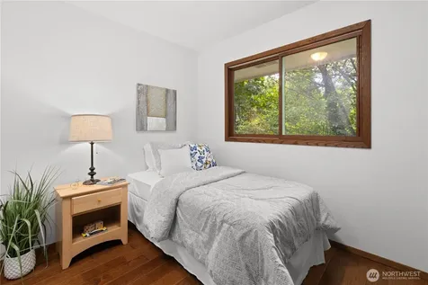 25803 SE 157th Street Issaquah WA 98027