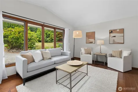 25803 SE 157th Street Issaquah WA 98027