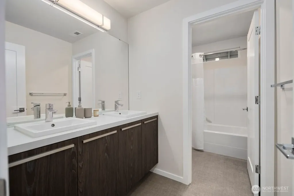 21318 130th Avenue SE Kent WA 98031