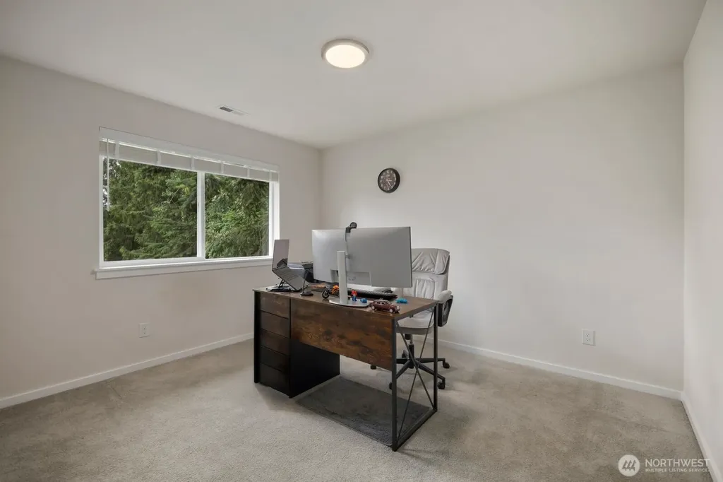 21318 130th Avenue SE Kent WA 98031