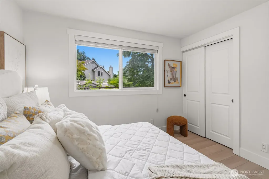 13103 SE 47th Street Bellevue WA 98006