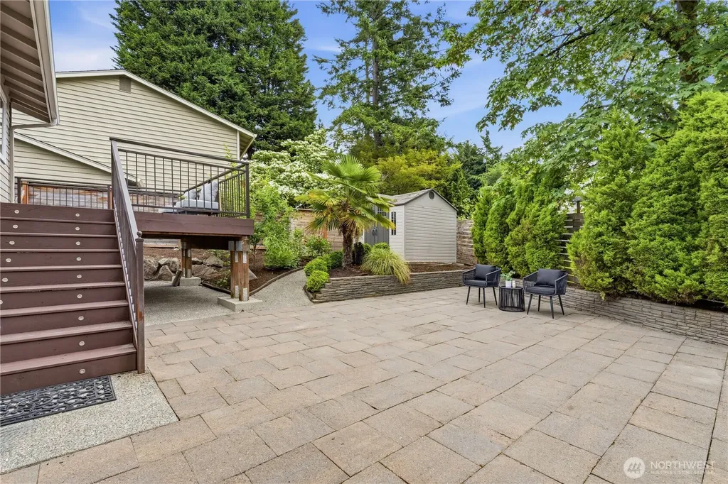 13103 SE 47th Street Bellevue WA 98006
