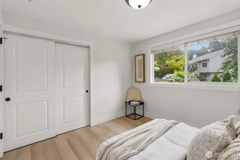 13103 SE 47th Street Bellevue WA 98006