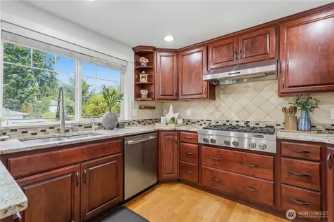 13103 SE 47th Street Bellevue WA 98006