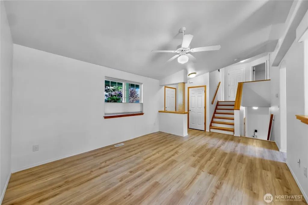 176 Dallas Street Mount Vernon WA 98274