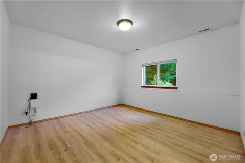 176 Dallas Street Mount Vernon WA 98274