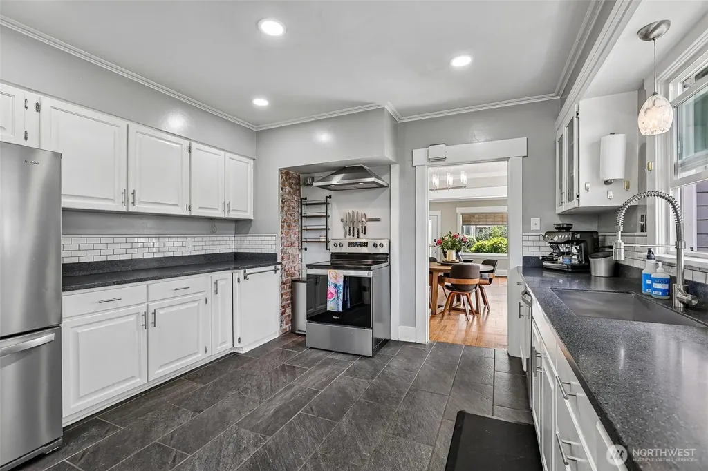 721 Laurel Drive Everett WA 98201