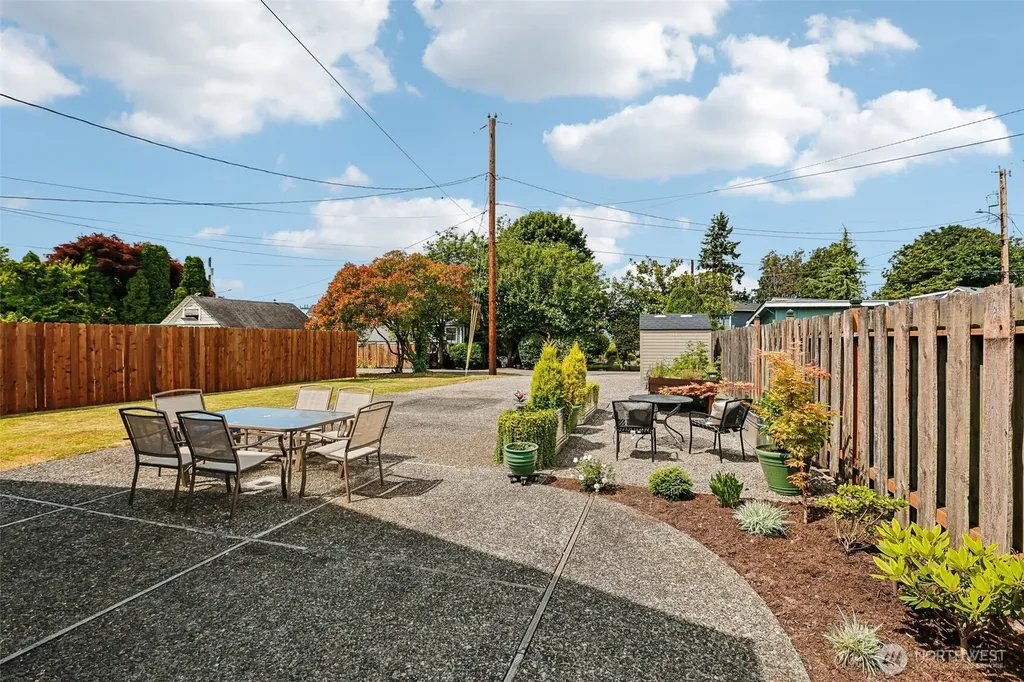 721 Laurel Drive Everett WA 98201