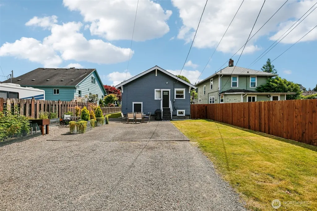 721 Laurel Drive Everett WA 98201