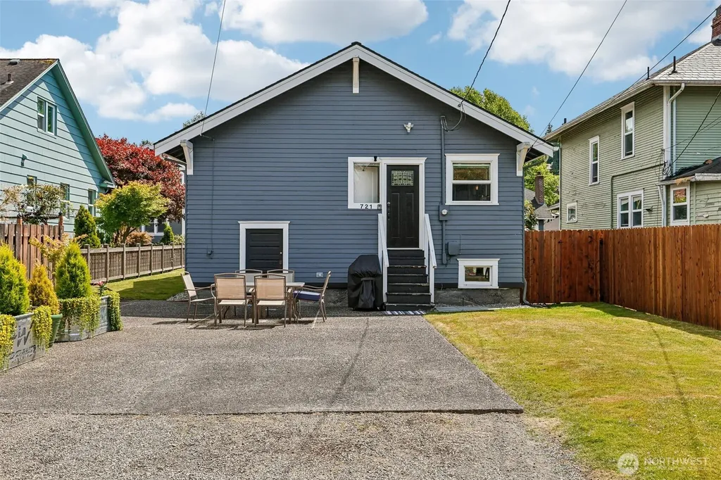 721 Laurel Drive Everett WA 98201
