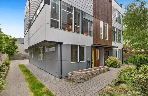 9043 Mary Avenue NW Seattle WA 98117
