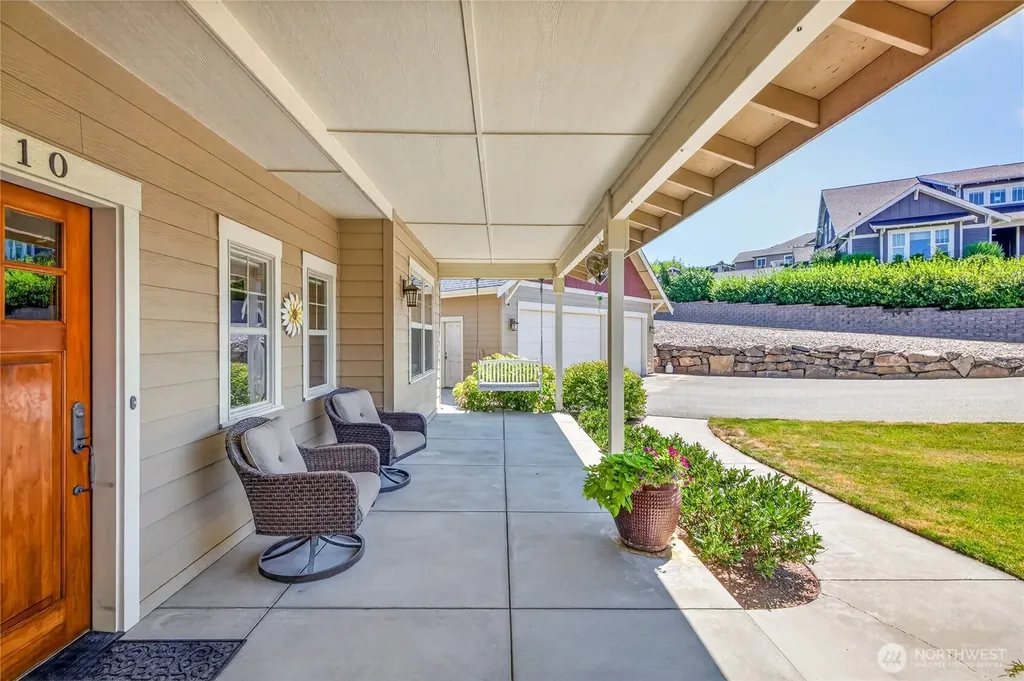 2610 Tuscany Lane Malaga WA 98828
