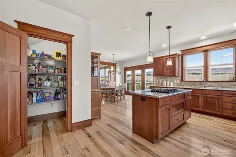 2610 Tuscany Lane Malaga WA 98828