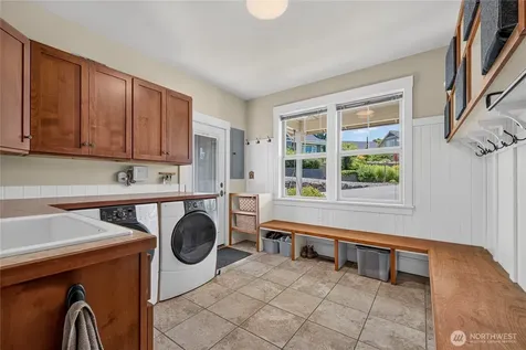 2610 Tuscany Lane Malaga WA 98828