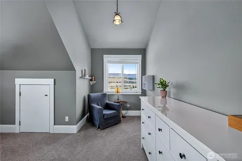 2610 Tuscany Lane Malaga WA 98828