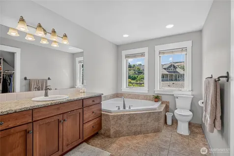 2610 Tuscany Lane Malaga WA 98828