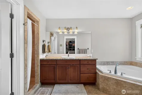 2610 Tuscany Lane Malaga WA 98828