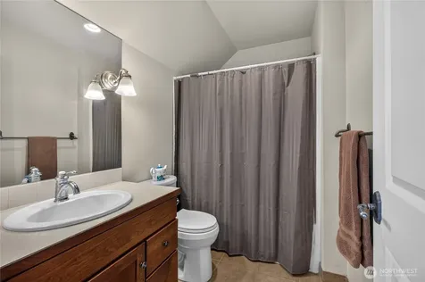 2610 Tuscany Lane Malaga WA 98828