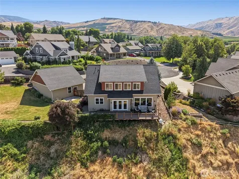 2610 Tuscany Lane Malaga WA 98828
