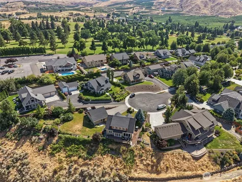 2610 Tuscany Lane Malaga WA 98828