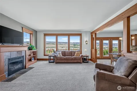 2610 Tuscany Lane Malaga WA 98828