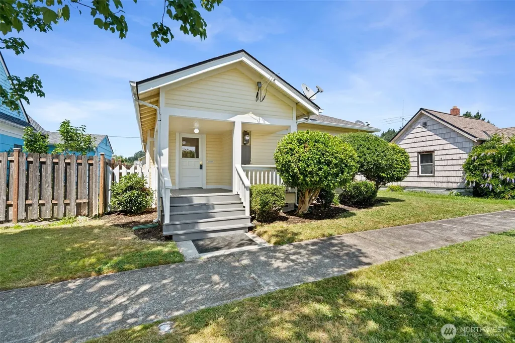 259 SW Lewis Street Chehalis WA 98532