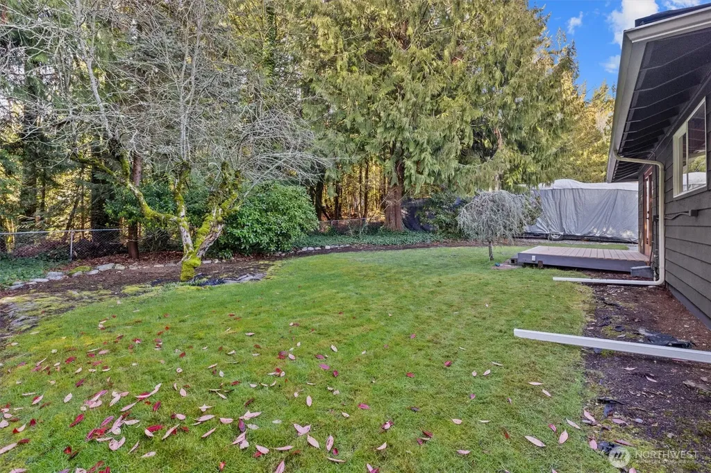 10009 161st Avenue NE Redmond WA 98052