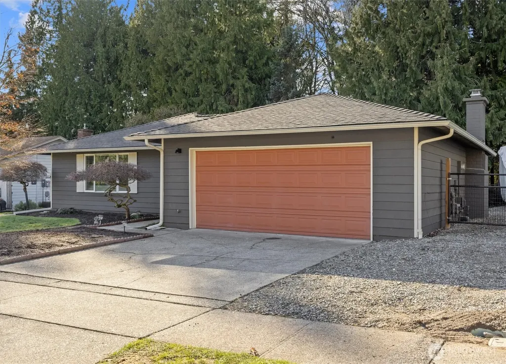10009 161st Avenue NE Redmond WA 98052