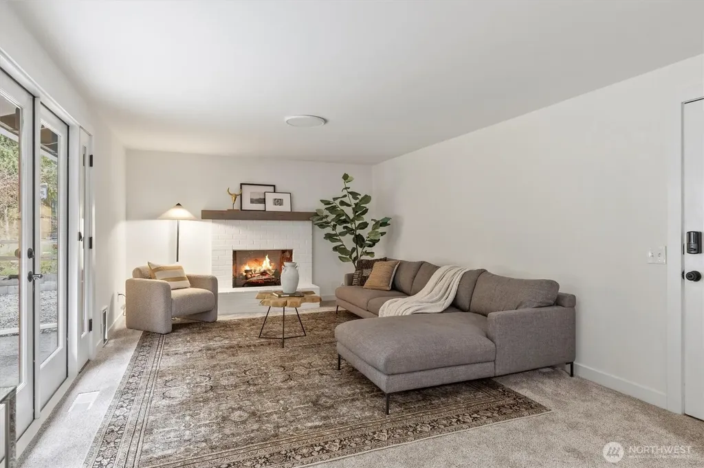 10009 161st Avenue NE Redmond WA 98052