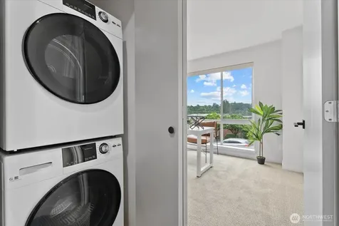 3104 SW Avalon Way Seattle WA 98126