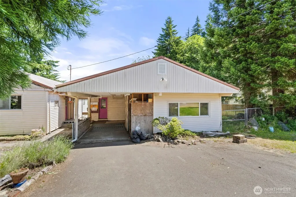 905 Peters Street Raymond WA 98577