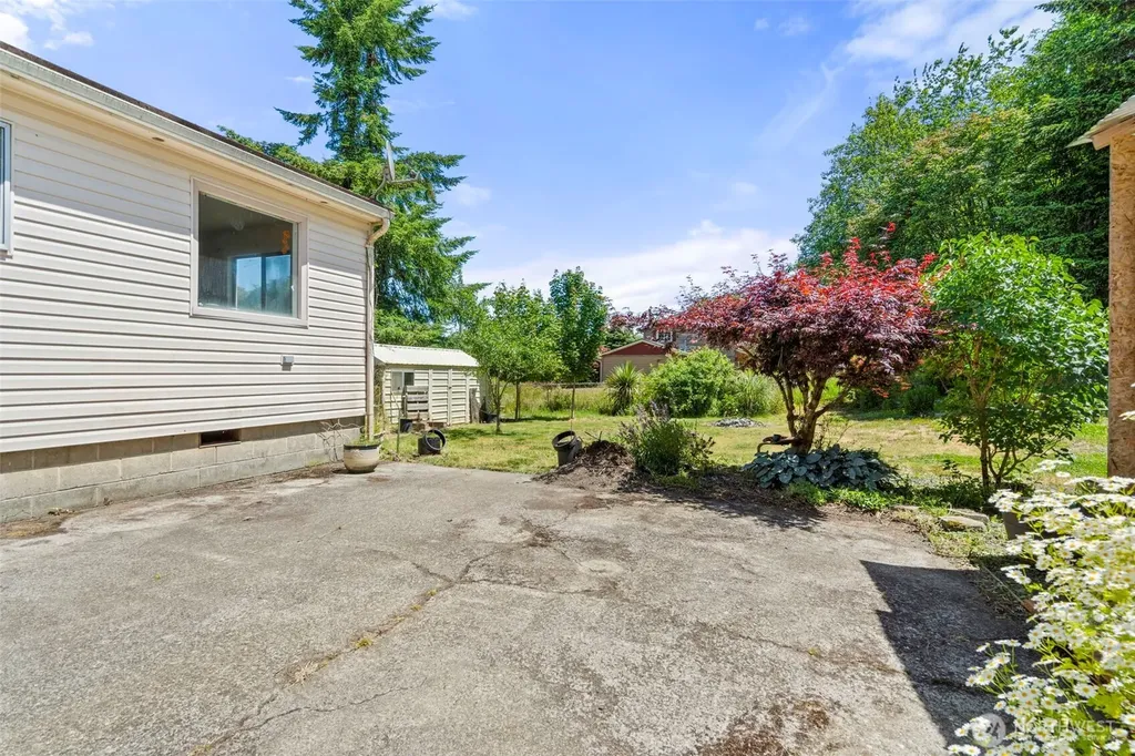 905 Peters Street Raymond WA 98577