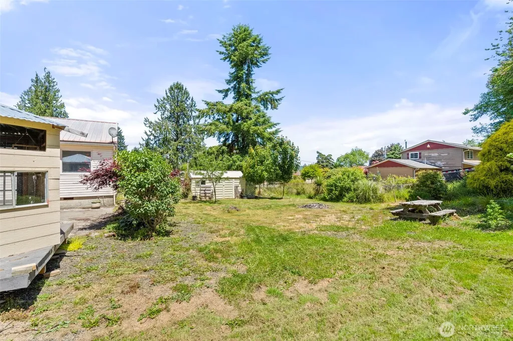 905 Peters Street Raymond WA 98577
