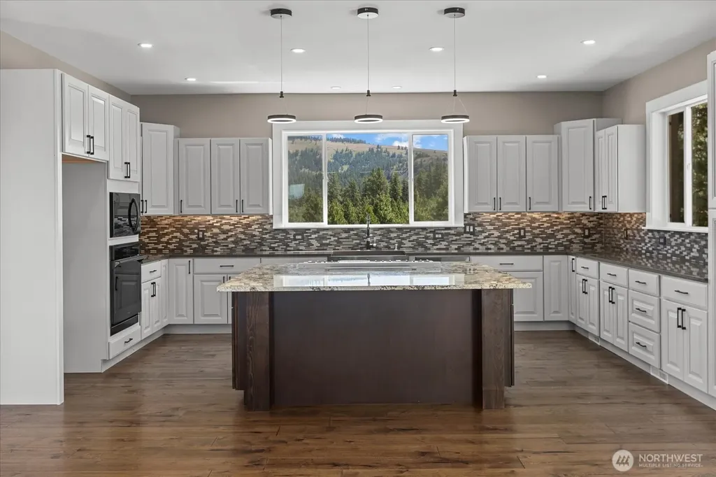1260 Leo Lane Cle Elum WA 98922