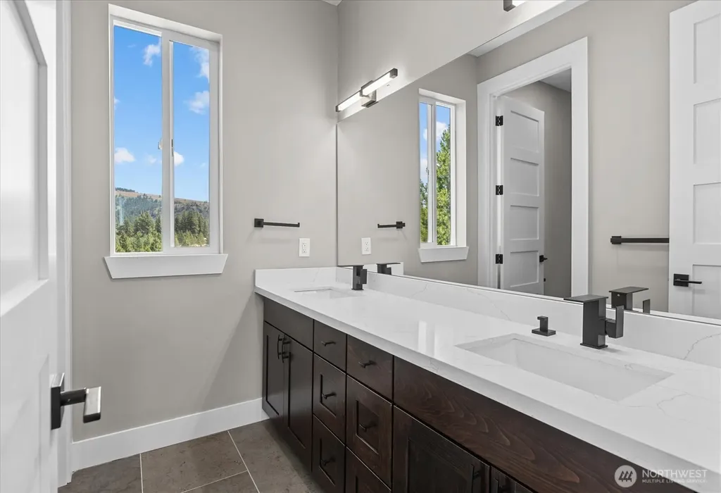 1260 Leo Lane Cle Elum WA 98922
