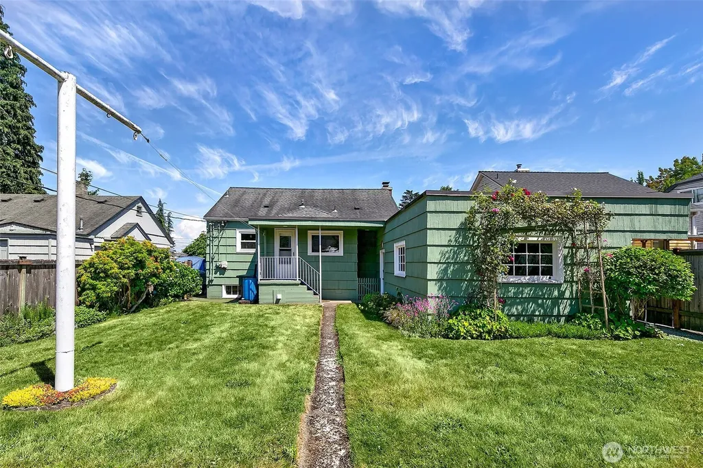 4320 Terrace Drive Everett WA 98203