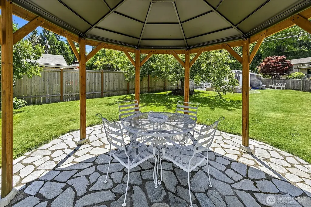4320 Terrace Drive Everett WA 98203
