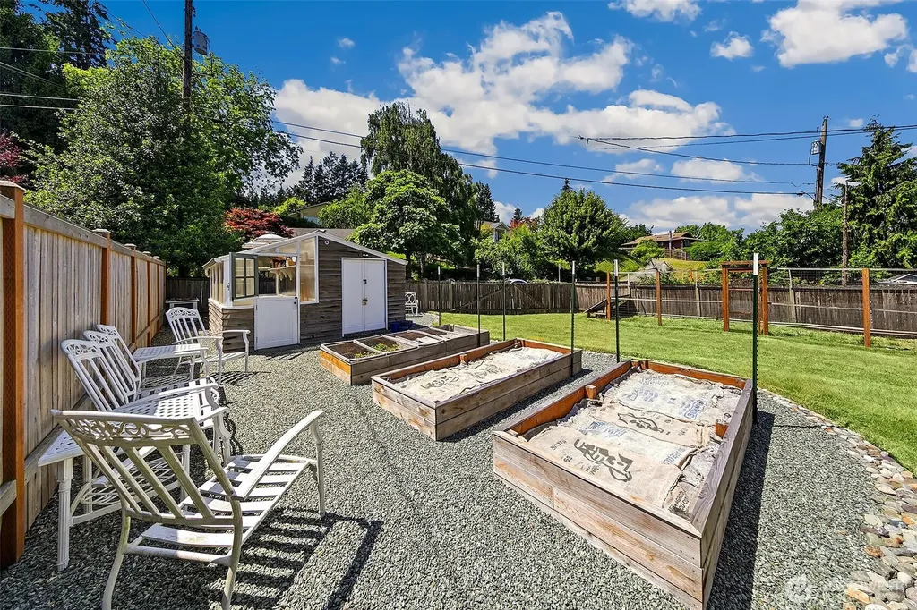 4320 Terrace Drive Everett WA 98203