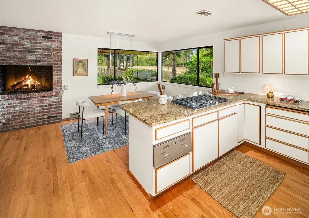 3140 E Rocky Drive NW Bremerton WA 98312