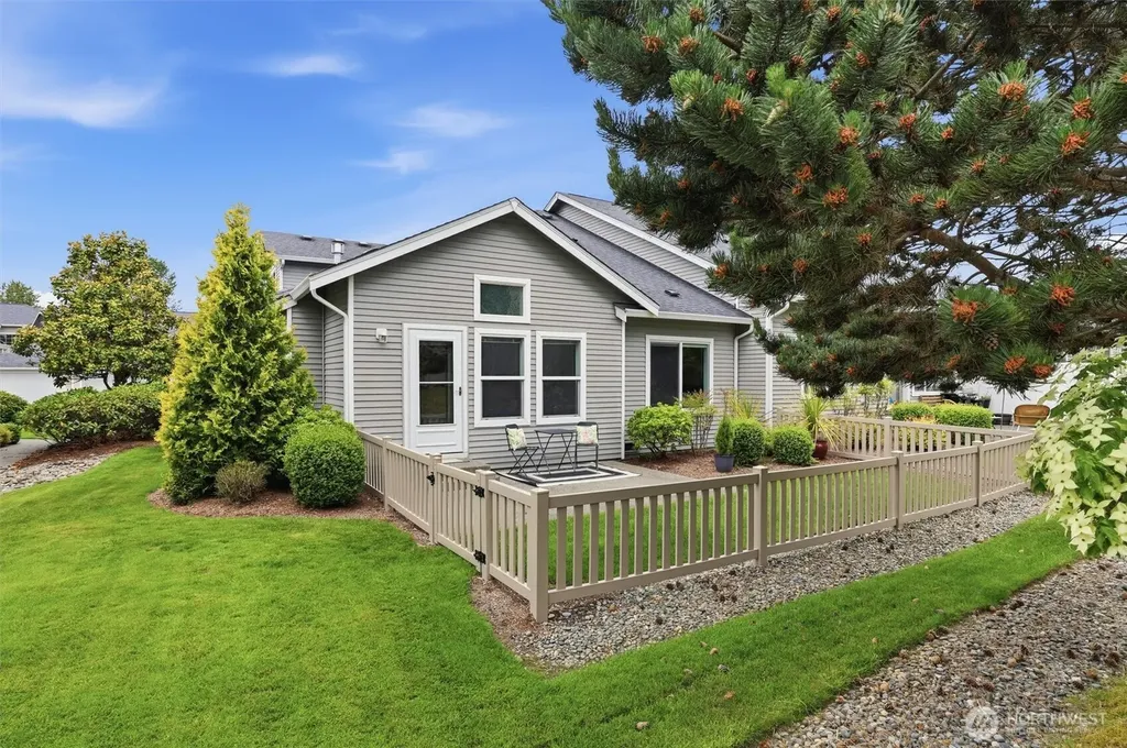 2514 85th Drive NE Lake Stevens WA 98258