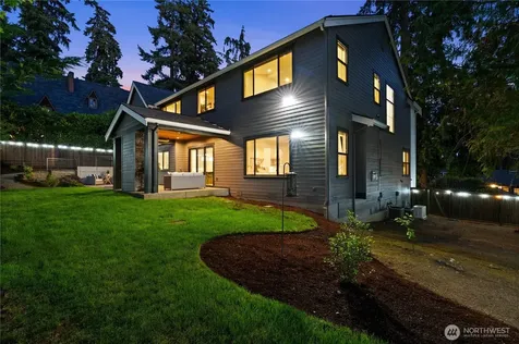 10668 SE 32nd Street Bellevue WA 98004