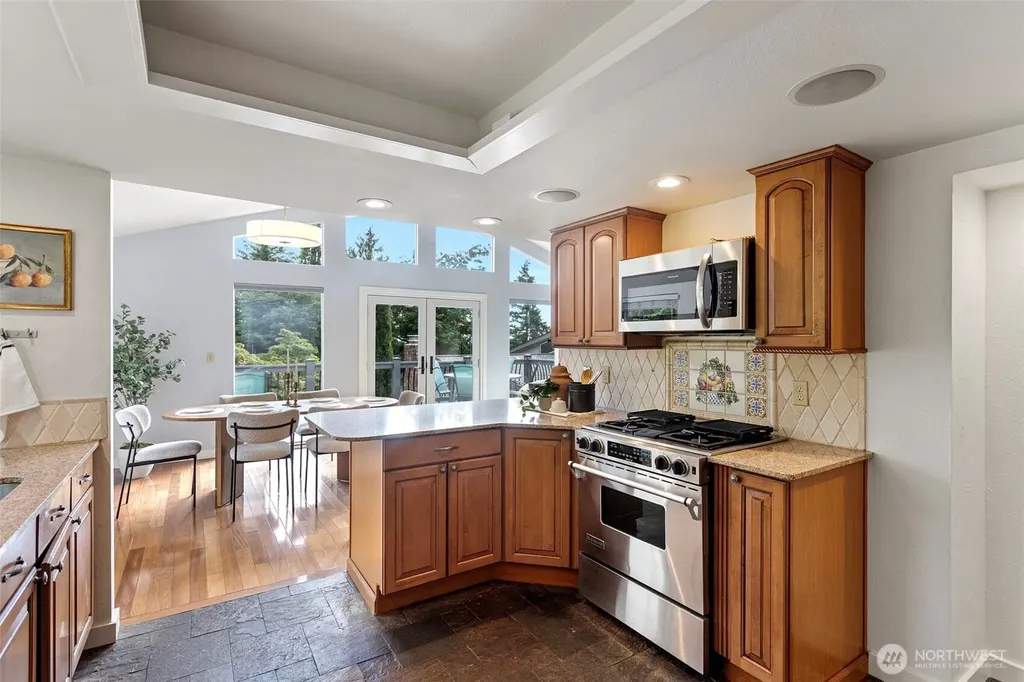 5712 141st Place SE Bellevue WA 98006