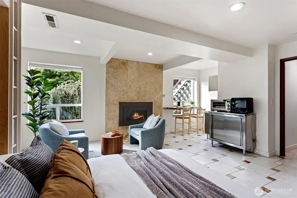 5712 141st Place SE Bellevue WA 98006