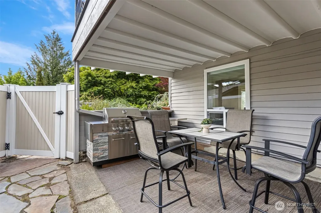 5712 141st Place SE Bellevue WA 98006
