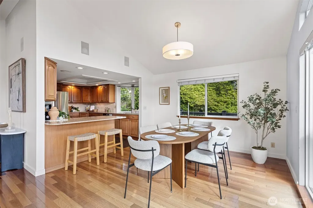5712 141st Place SE Bellevue WA 98006