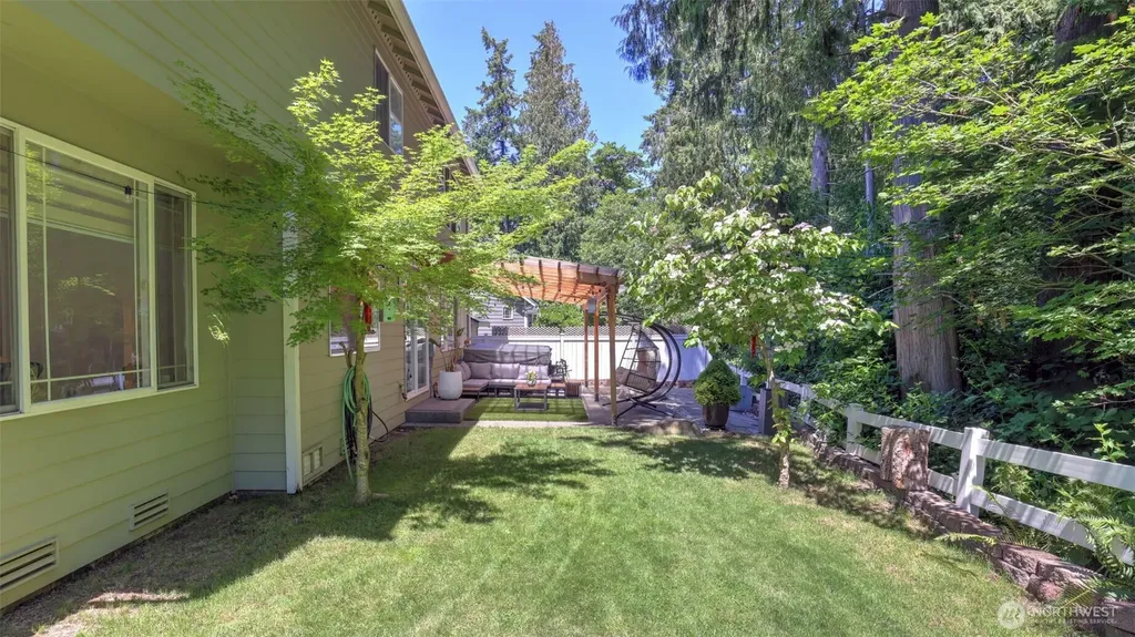 17337 SE 185th Place Renton WA 98058